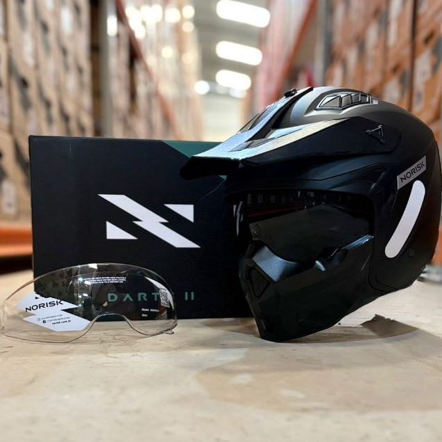 Capacete Norisk Darth II Preto Fosco Aberto Fechado 2 Viseiras Cristal e Fume Masculino Feminino