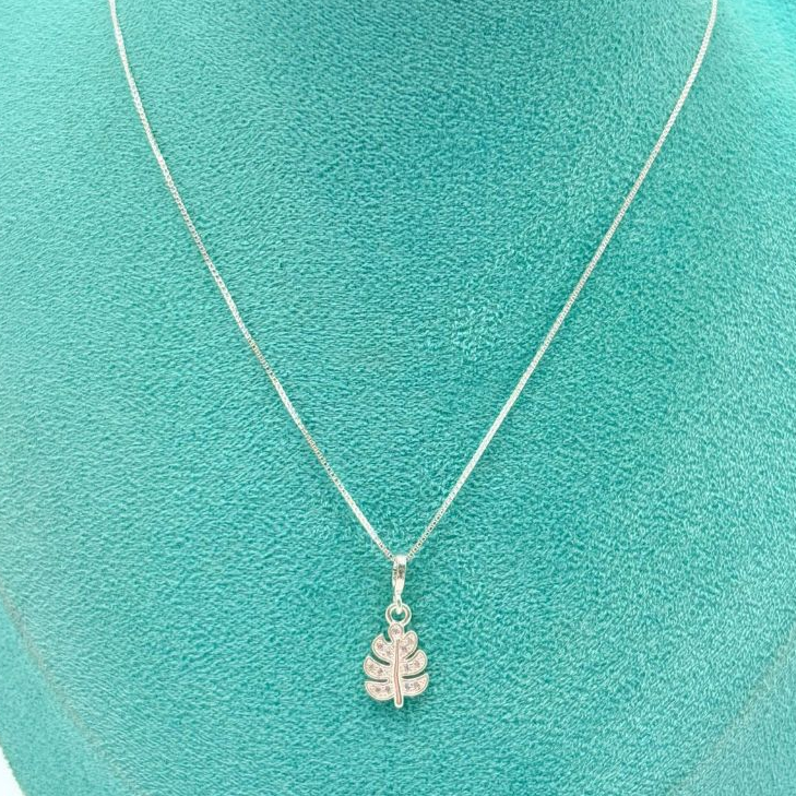 Colar Feminino de Prata 925 Folha com zircônia · foto 2