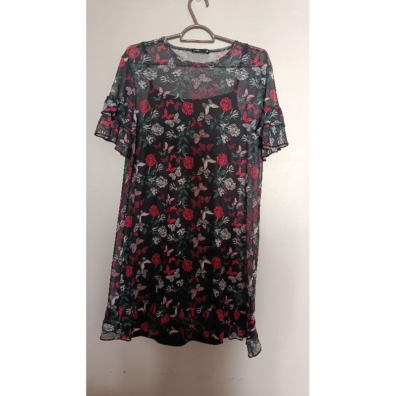 Vestido Midi com transparência Tam M brechó