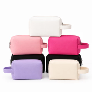 Necessaire com Alça Pra Uso Diário, Presente ou Revenda Unissex - Variações 1 Unid, 2 Unids e 3 Unid