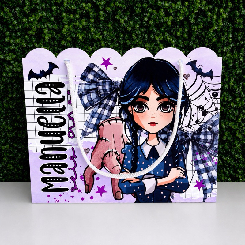 Sacolinha WANDINHA Personalizada / Bolsinha Lembrancinha Aniversário / PEGUE E MONTE