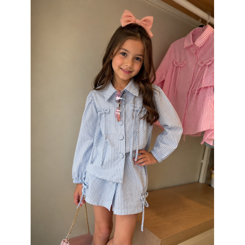 Conjunto Infantil Feminino Listrado Azul e Branco Manga Longa Short Menina