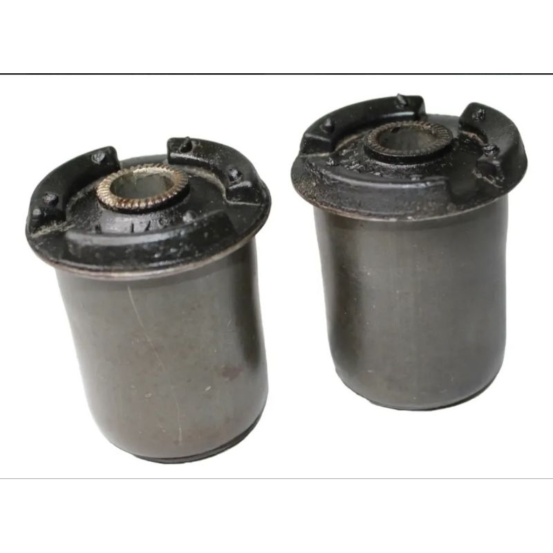 2 Buchas Da Bandeja Inferior Dianteira Gm Chevette 8984285