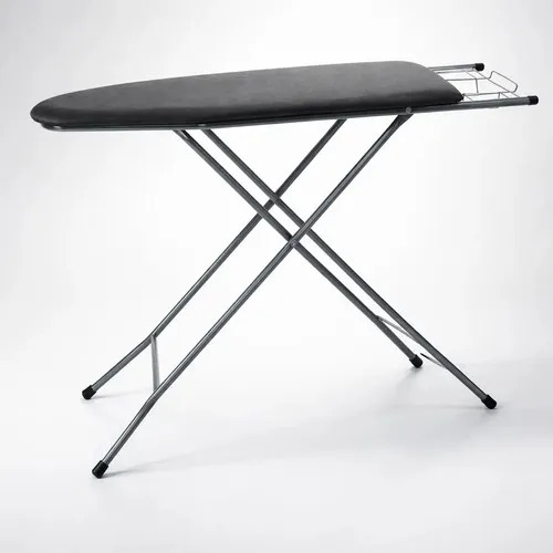 Mesa De Passar Roupas Em Aço Reforçada Com Porta Ferro Ponteiras Antiderrapantes Ajustável Dobrável