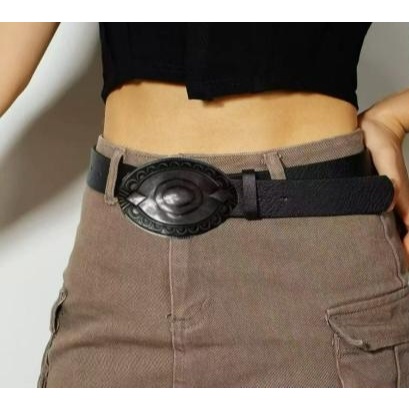 Cinto Feminino Vintage Fivela Oval Gravada Couro PU Cinturão Largo Estilo Oeste para Jeans e Saia