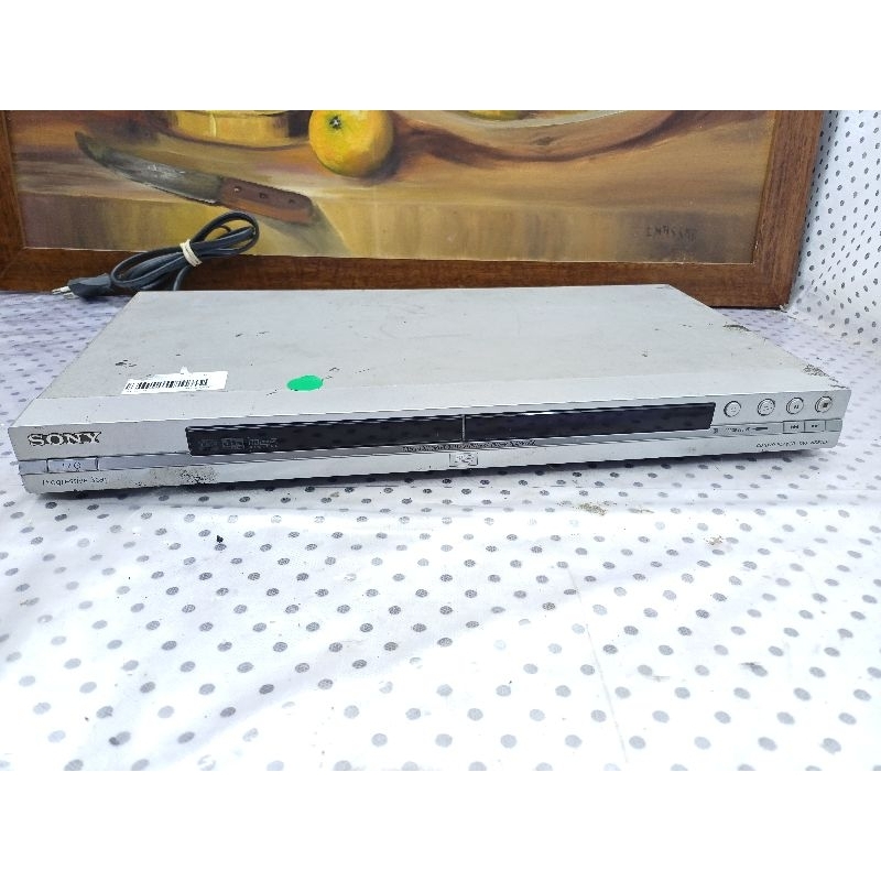 DVD player ( sem controle remoto)