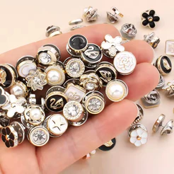 Broche Elegante Para Trabalhos Artesanais E Decoração De Roupas Acessórios Bolsas Artes
