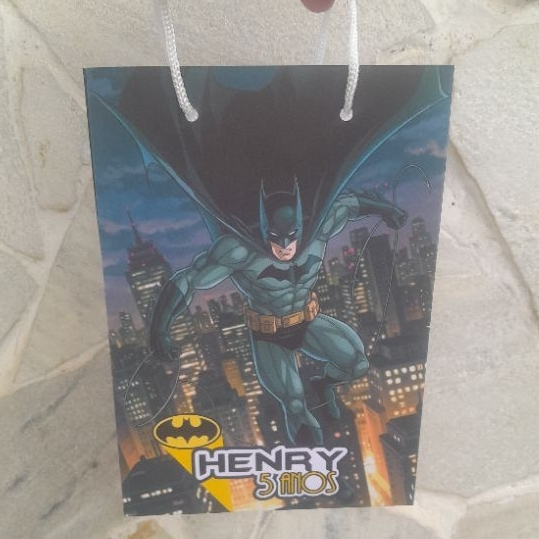 Sacolinha personalizada tema Batman/Sacolinha surpresa/lembrancinhas para aniversário