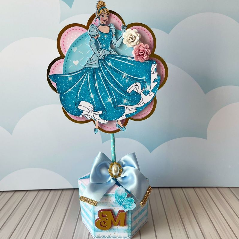✨ Centro de Mesa Luxo - Cinderela - Princesas -  Papelaria Personalizada - Lembrancinha de Festa