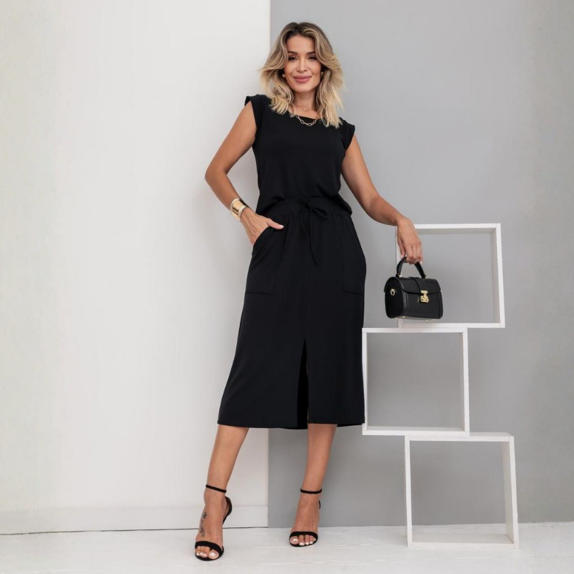 conjunto cropped regata alongado despojado + saia midi com fenda frontal moletinho Verona