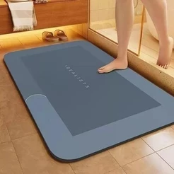 Tapete Banheiro Antiderrapante Absorvente de Secagem Varias Cores e Estampas Sortidos