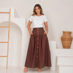 Saia Longa Feminina de Alfaiataria com Pregas, Cintura Alta, Botões e Bolso- Moda Evangélica Elegante e Moderna