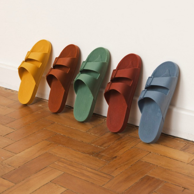 Sandália Chinelo Linus Colorida Vegana Unissex Slip On Palmilha Anatômica - Cores Vivas