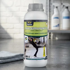 LP Antiderrapante Líquido para Pisos 1L Pisoclean