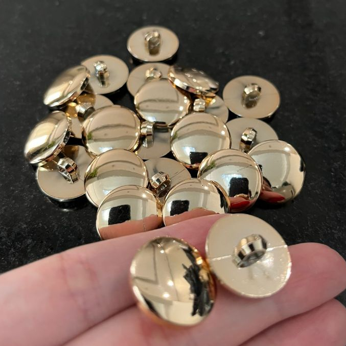 Botão costura Liso com Pézinho 20mm (32L) Dourado, Rose, Prata - 30/20/10 unidades em Oferta na Shopee