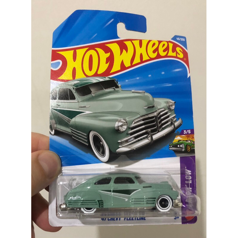 🔥 Hot Wheels 47 Chevy Fleetline Verde Antigo Colecionável Miniatura Carro Clássico Escala 1:64