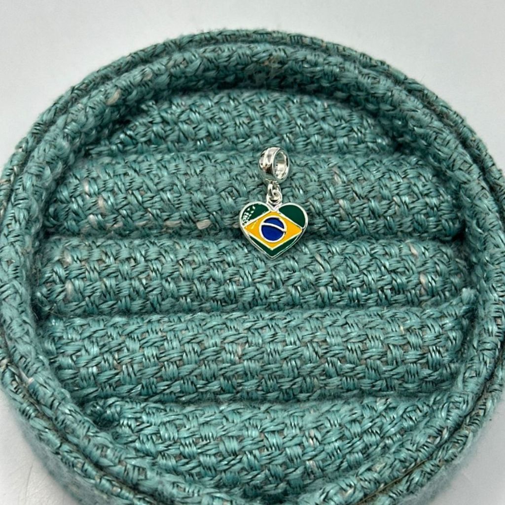 Berloque Prata 925 Bandeira do Brasil formato coração / Copa do Mundo / Torcedor · foto 2