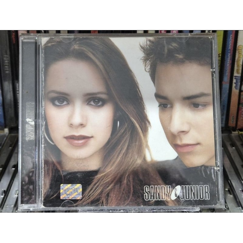 Cd Sandy e Junior -  o amor faz 2001
