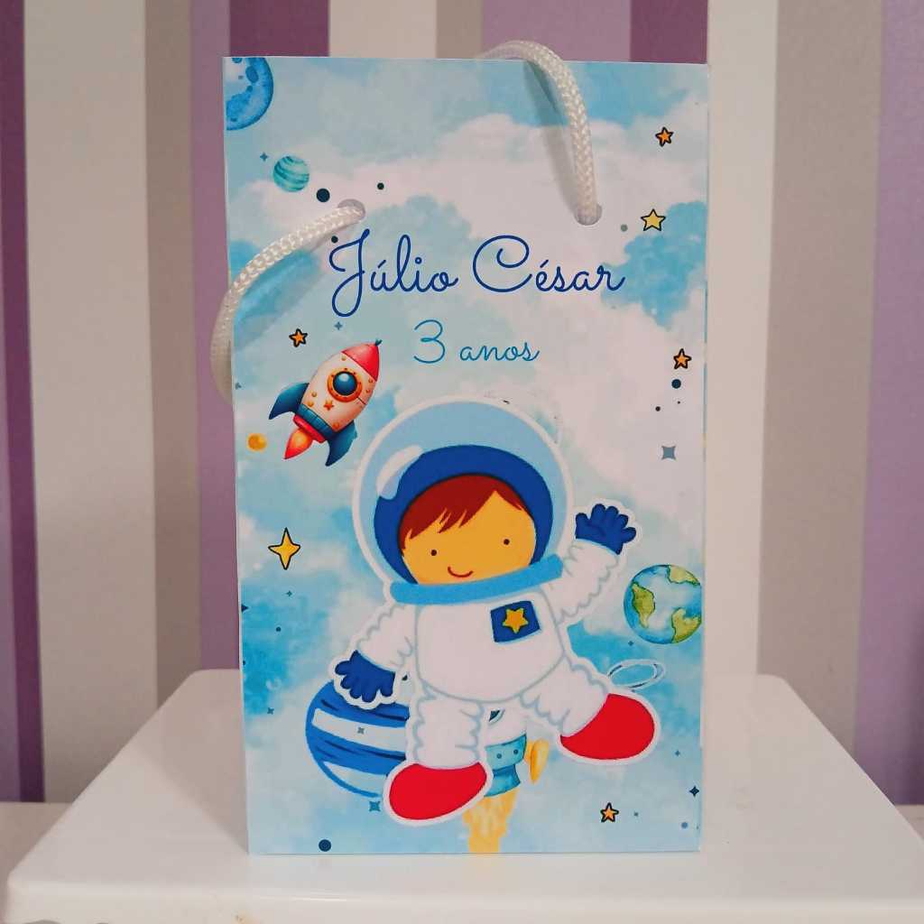 Sacolinha Surpresa Personalizada Astronauta Menino - Lembrancinha Aniversário - Tamanho P - PEGUE E MONTE