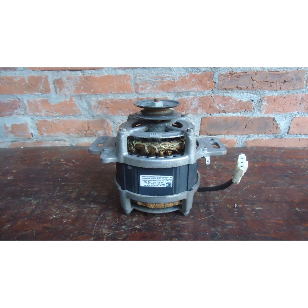 Motor P/ Lavadora Comsu/brastemp. 1/3 110 volts Polia Em V usado