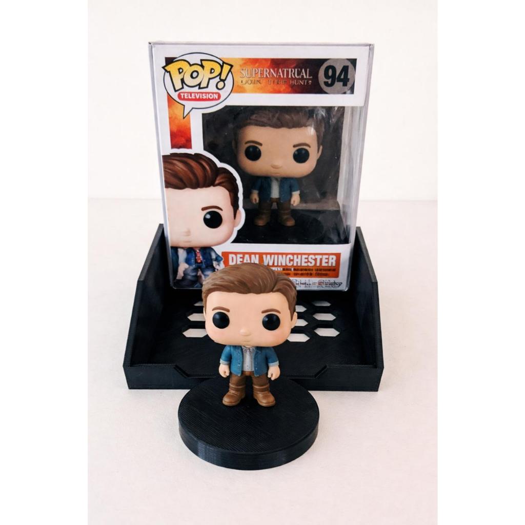 Suporte Funko Pop Parede 3D Premium | Expositor Boneco + Caixa | Prateleira Geek Gamer Decorativa
