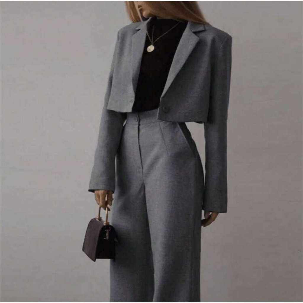 Conjunto Style Alfaiataria com Blazer Cropped