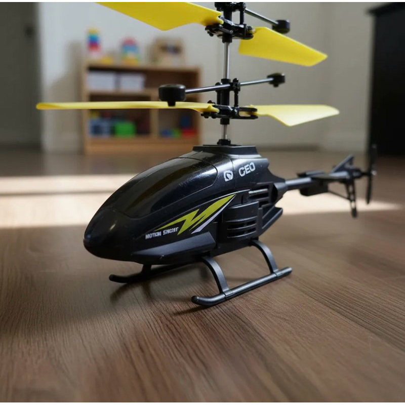 Helicóptero de Controle Remoto Recarregável para Meninos Brinquedo Voador Drone Carregamento USB