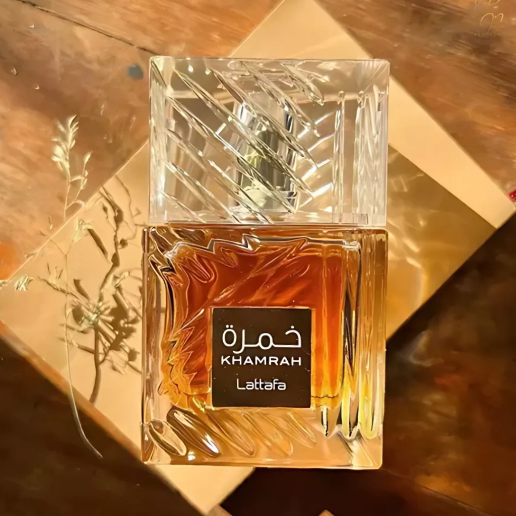 Perfume Árabe Lattafa Khamrah EDP 100ml Unissex – Rastro de Mistério e Presença sem Exageros
