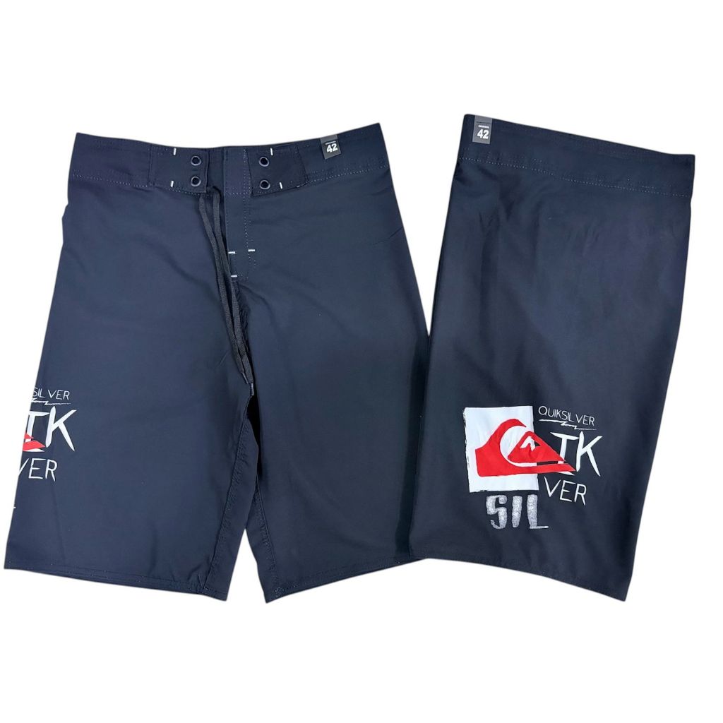 Bermuda de surf masculina estampada no tecido elastano