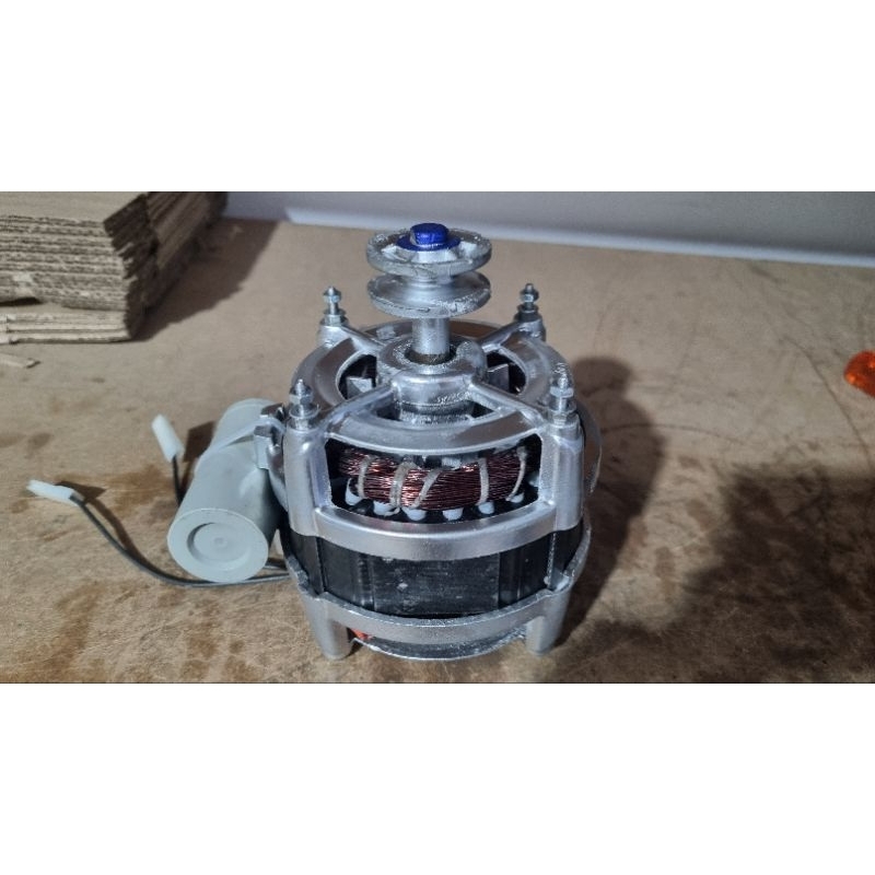 Motor Tanquinho Suggar/COLORMAQ sem suporte 220V Polia em V Eixo Alto 20kg