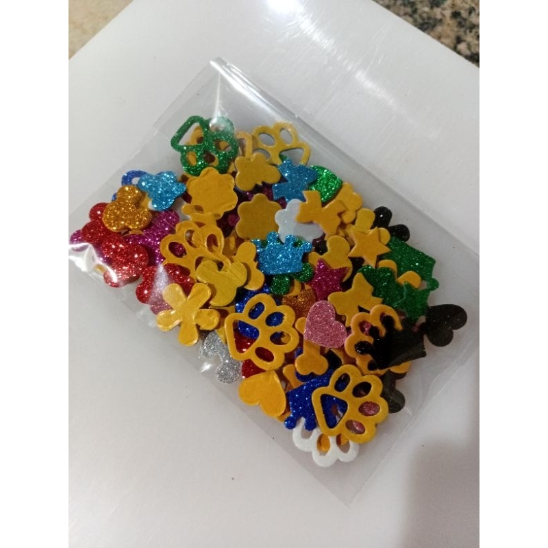 100/200/400 adesivos para pet colantes COM GLITTER cores sortidas banho tosa petshop