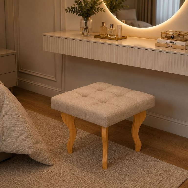 PUFF BANQUETA BAIXA SALA QUARTO ESTOFADO ESTILO LUIS XV PES MADEIRA - SLIM APOLO