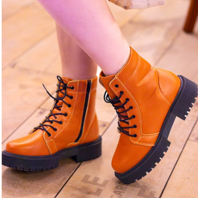 Bota Coturno Feminino Moda Tratorado Tendência Fashion