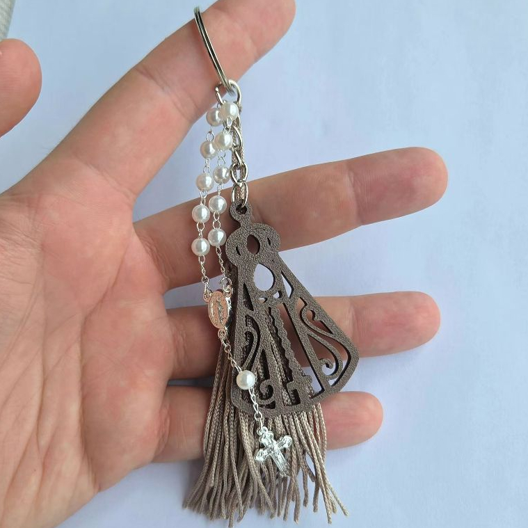 Chaveiro Nossa Senhora Aparecida 3D com Dezena Perolada — Proteção Padroeira | Presente Religioso