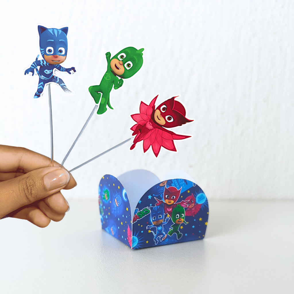 Forminhas personalizadas de doce e tags de docinhos tema Pj Masks aniversário Lembrançinhas
