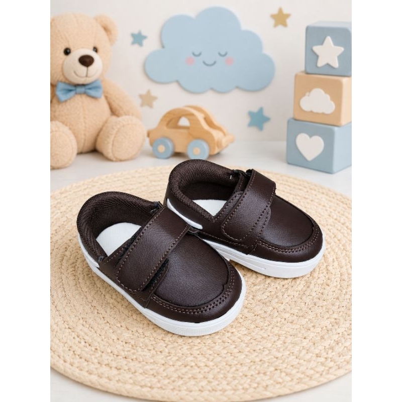 Mocassim marrom escuro para bebê menino batizado sapato social sapatinho nenê masculino calçado bb