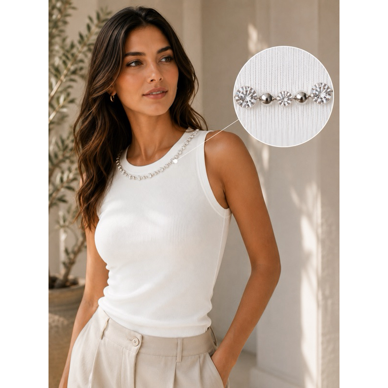 Blusa Regata Branca Com Pedraria Na Gola Básica Chique Luxo Elegante Premium Feminina Casual Sofisticada