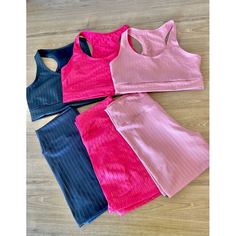 Conjunto Fitness Top e Shorts Alta Compressão Lycra Modela Corpo Não Transparente Academia Feminino