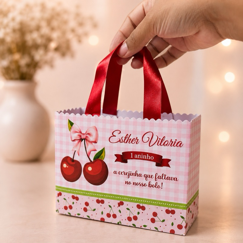 Sacolinha Cerejinha Personalizada / Lembrancinha Cerejinha / aniversário cerejinha