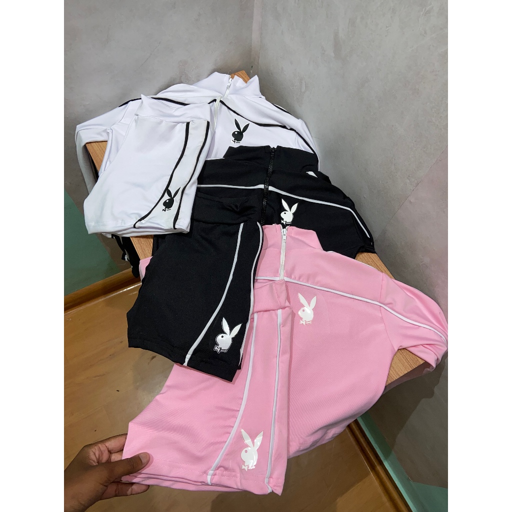 Conjunto Play com Detalhes e Logotipo Clássico Versátil Look Casual