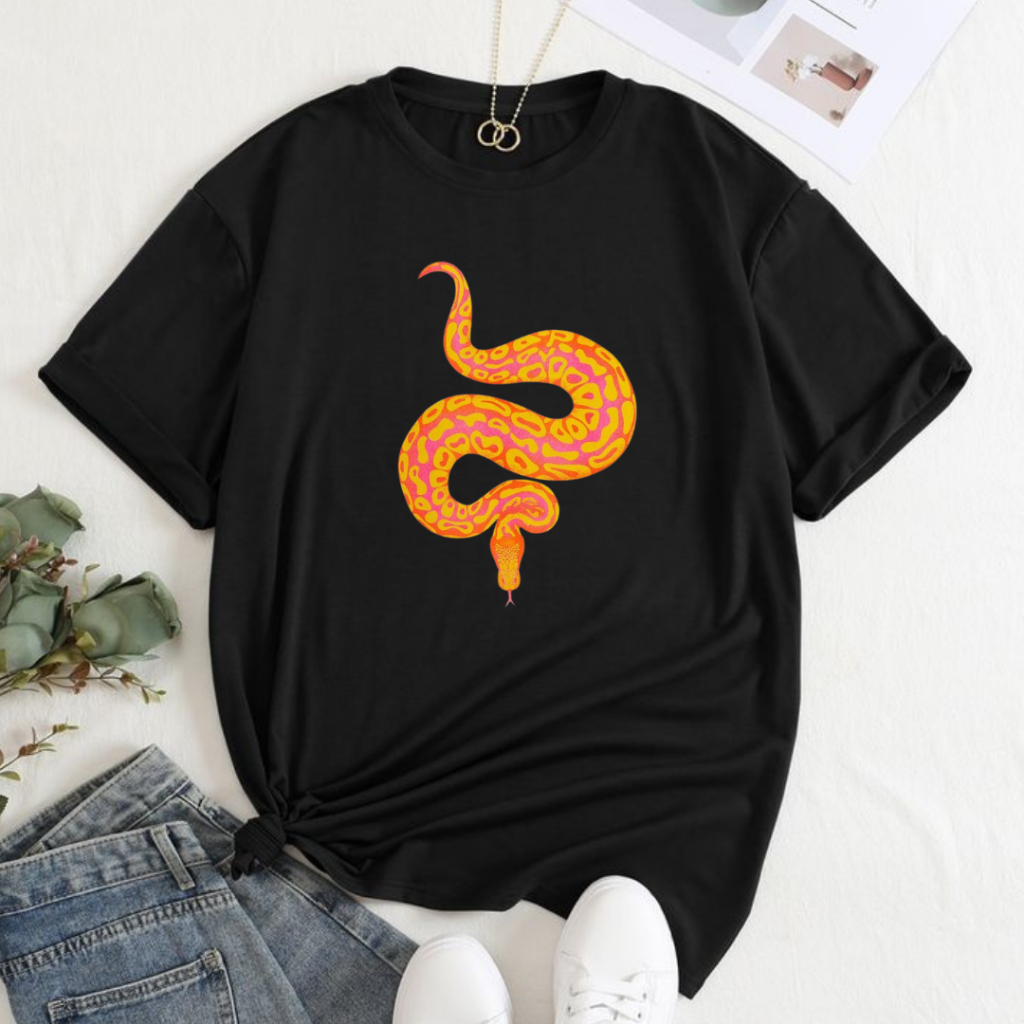 Camiseta Feminina Estampa Cobra Python Fofa Cores Variadas 100% Algodão Malha Premium T-shirt Confortável Estilosa