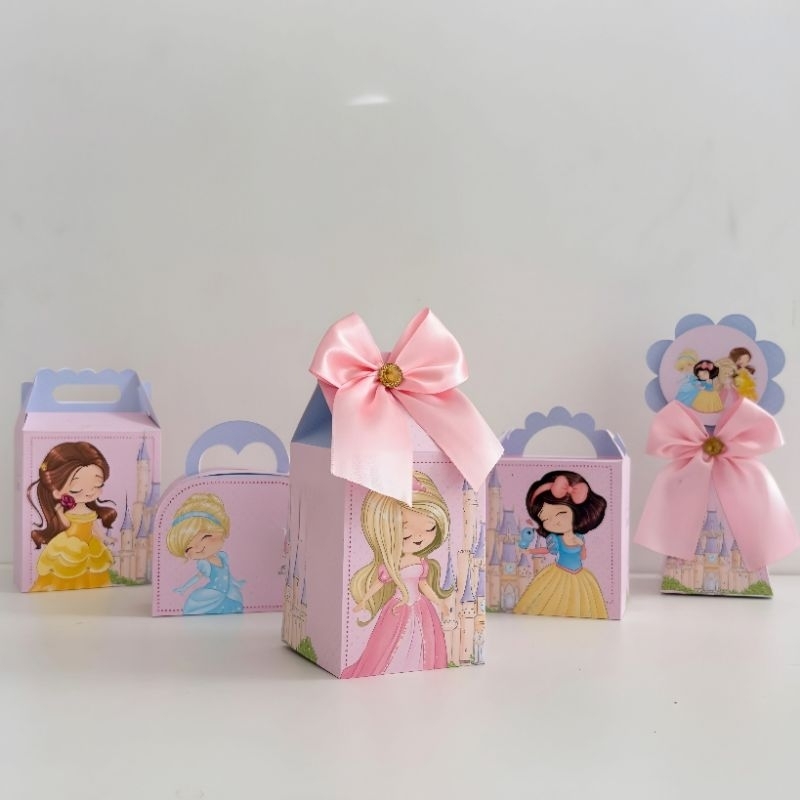 Lembrancinha princesas cute - personalizados princesas baby aquarela.