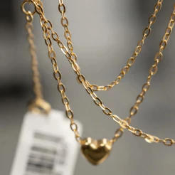 Colar Gargantilha Choker Elos Iguais Pingente Coração Ouro 18K 45cm