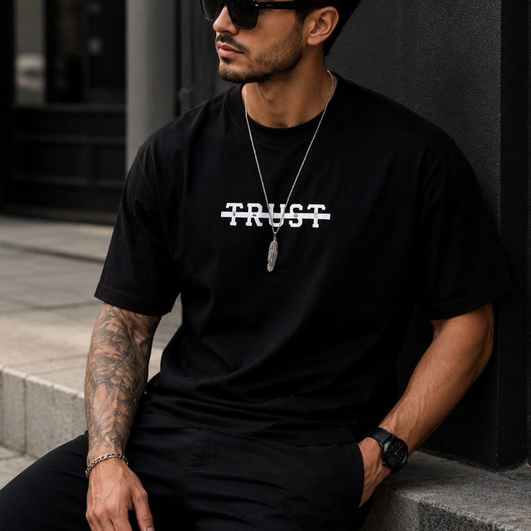 Camiseta Masculina Trust Streetwear Estampa Algodão Premium Blusa Algodão Camisa Lançamento
