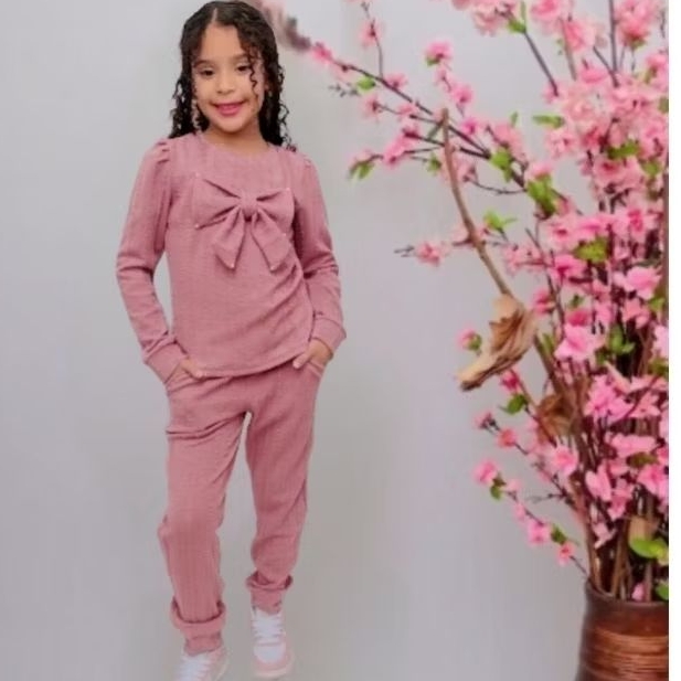 🎀Conjunto infantil menina inverno: blusa com laço e pérolas, calça com elástico na cintura. Tamanhos: 2 au 10 anos✨️