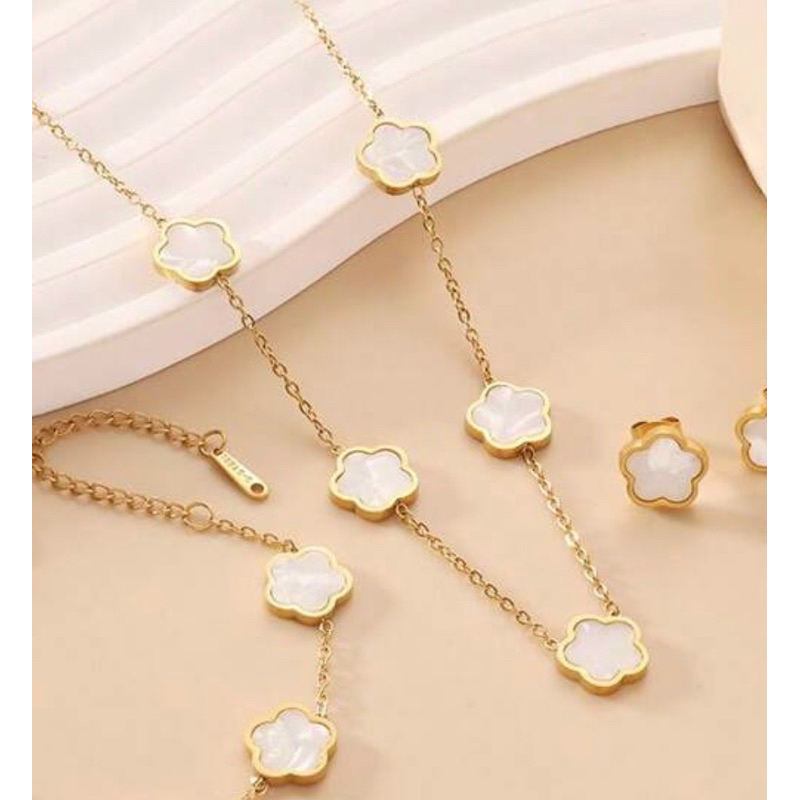 Colar com Pingente de Flor de 5 Pétalas em Aço Inoxidável, Acessórios Versáteis e na Moda, Melhor Presente para Mulheres