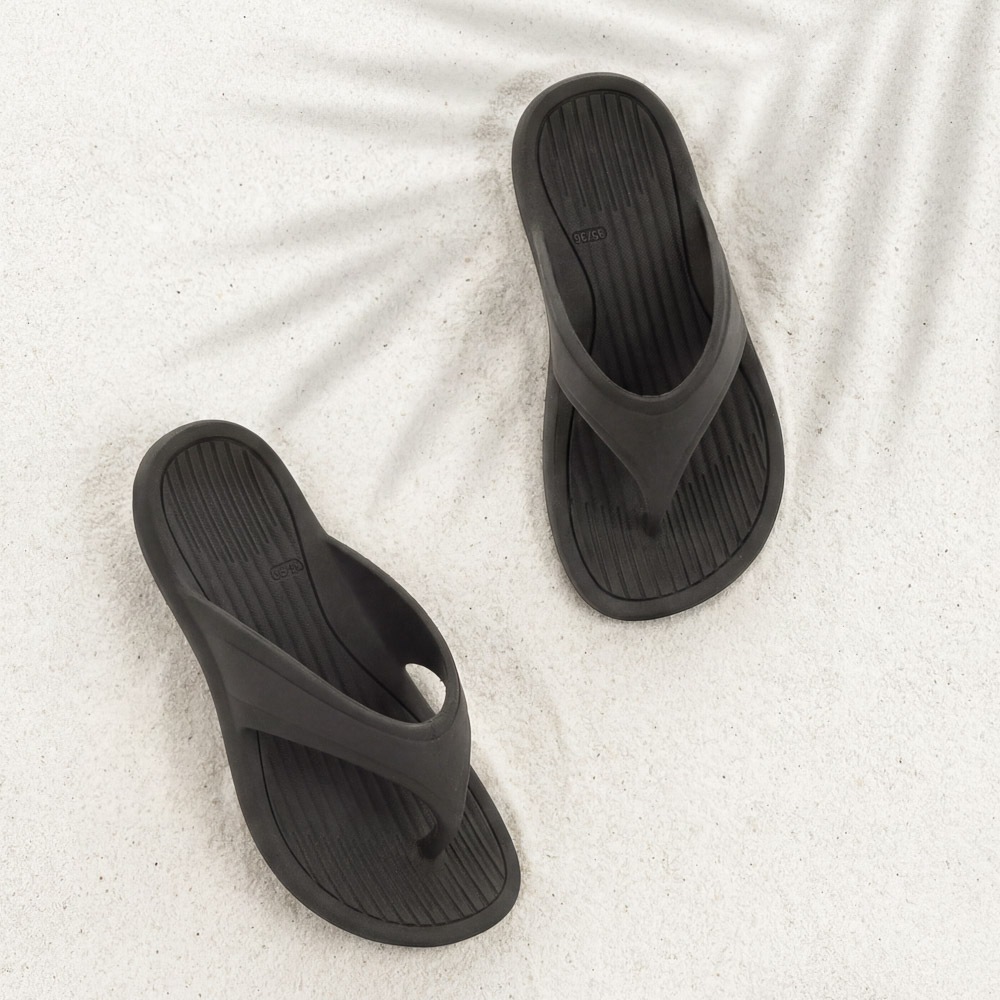 Chinelo Feminino Macerata Leve Super Macio Micro Expandido Antiderrapante