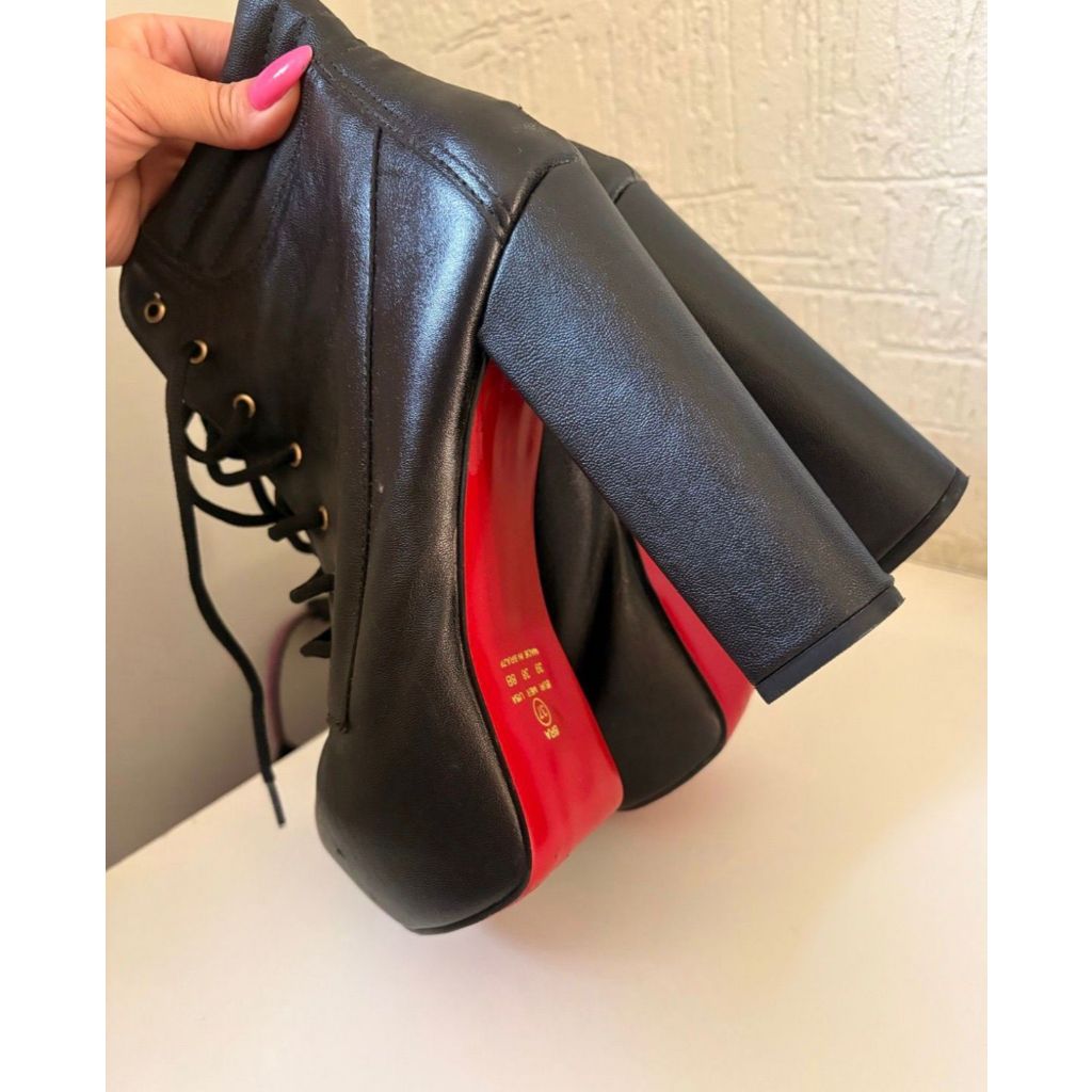 Bota Coturno Feminina Salto Alto Grosso Plataforma Preto Cano Curto