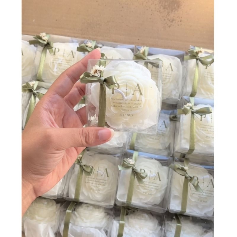 kit lembrancinha personalizada peônia na caixa, lembrancinha de casamento, 15 anos e aniversário, vela aromática