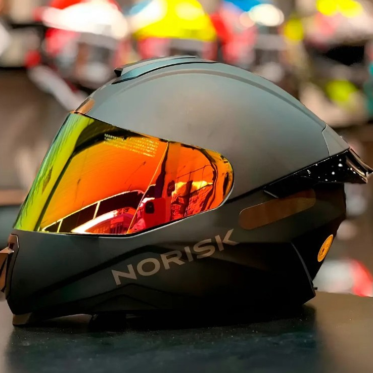 CAPACETE NORISK RAZOR EDITION EDIÇÃO ESPORTIVO PRETO FOSCO + AEROFÓLIO E VISEIRA FUMÊ E REVO VERMELHA